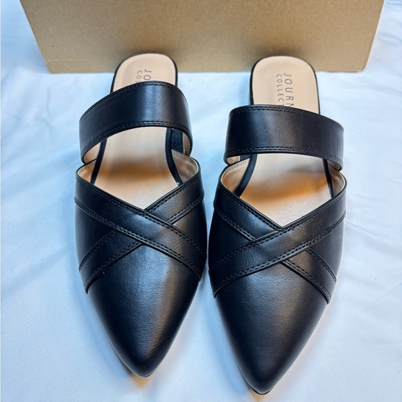 Journee Collection‎ “Stasi” Black Pointed Toe Slip-On Flats • Size 11NW
NWB - Picture 2 of 7